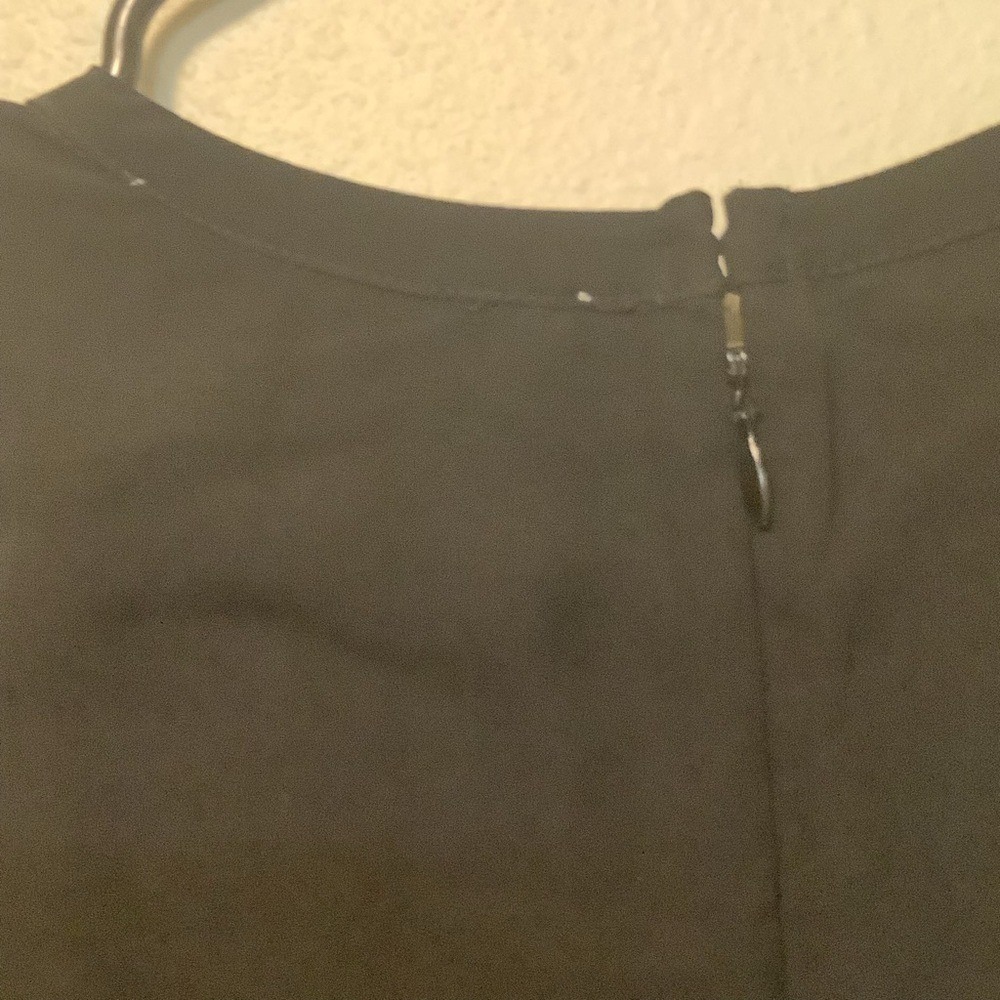 Abercrombie & Fitch Black Long Sleeve Romper V-Neck Keyhole Size 6 - Picture 11 of 12